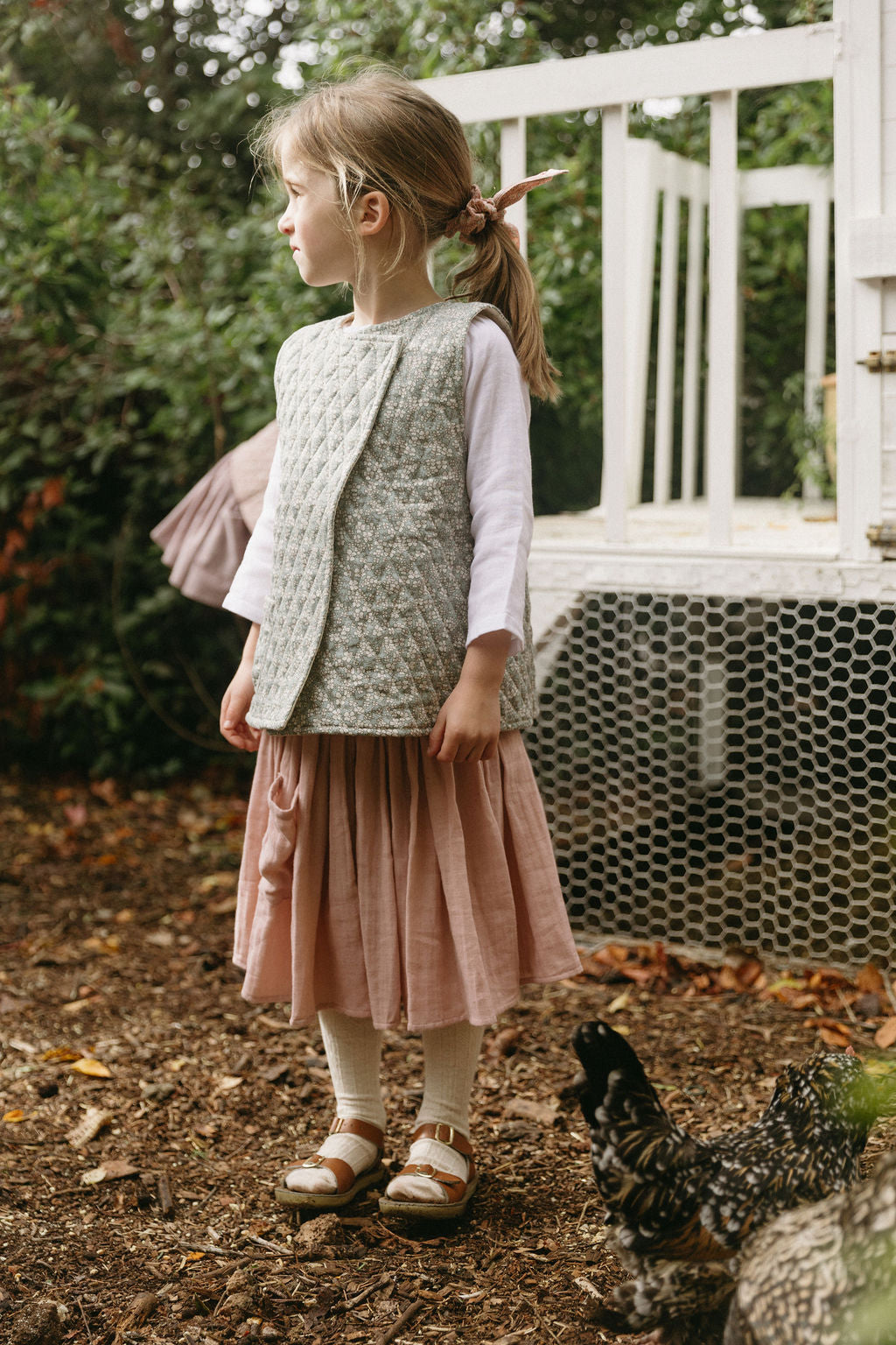 Quilted Vest in Winter Daisy - printebebe.com