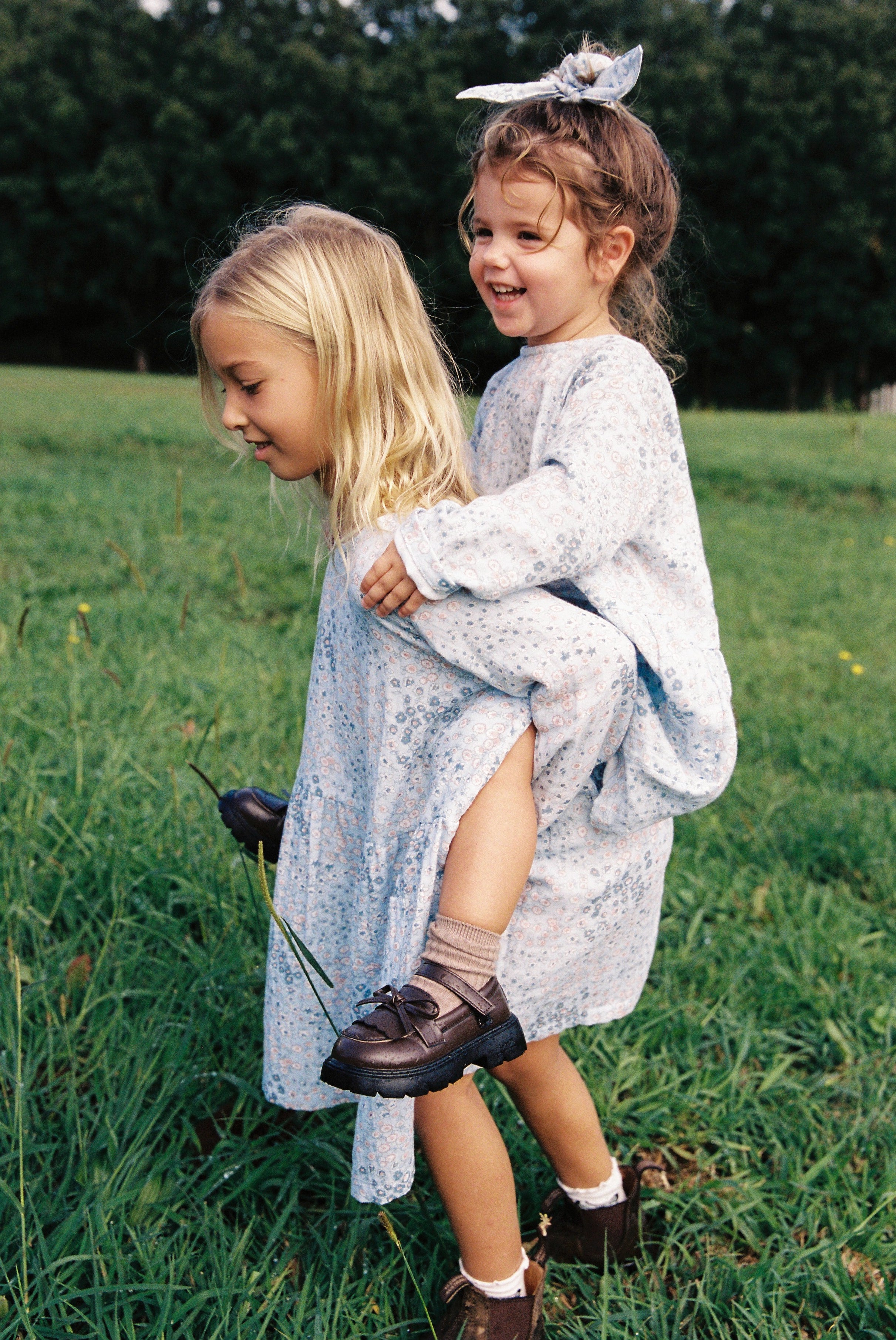 Auguste Dress in Baby Blue Vintage Flower - printebebe.com