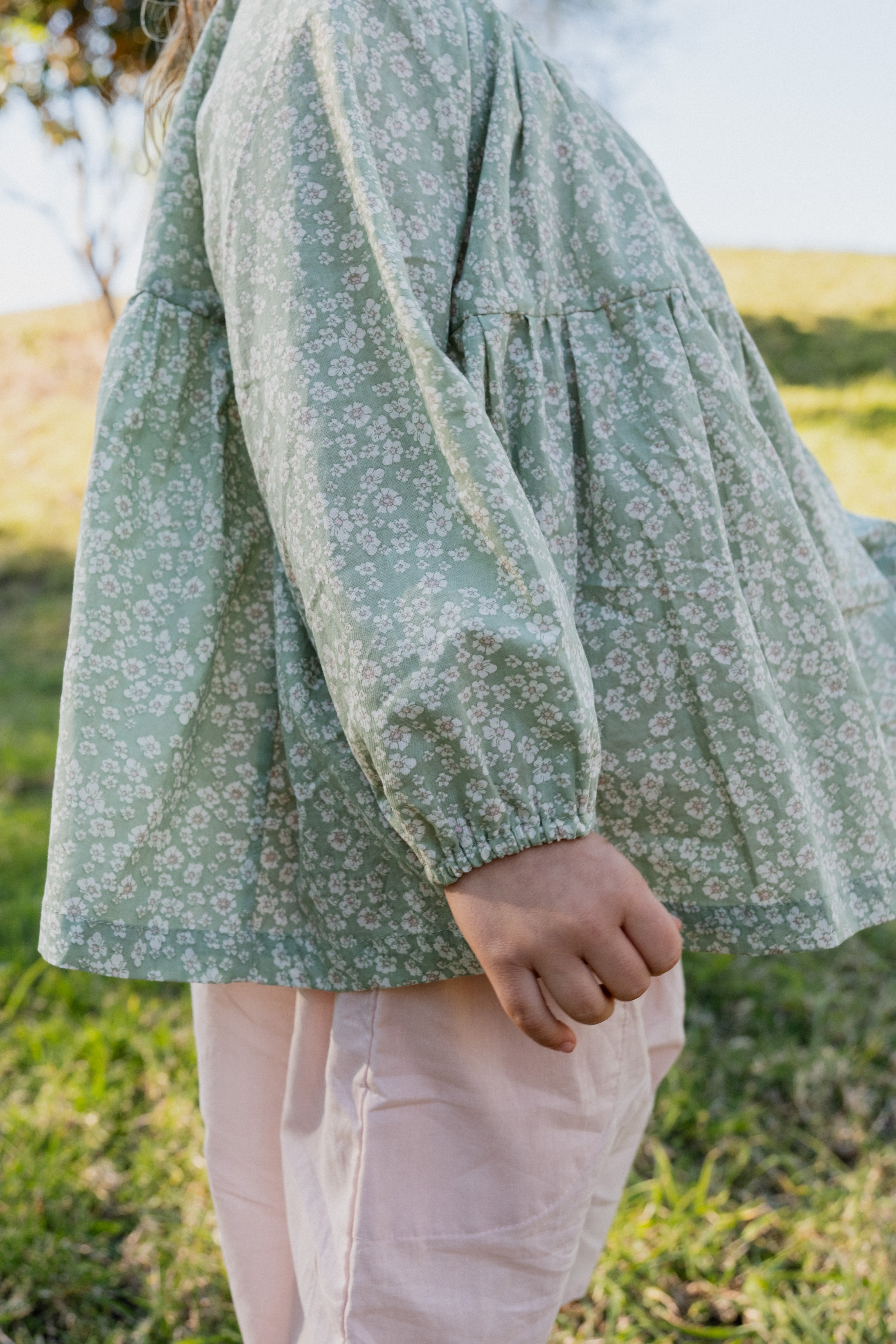 Oscar Smock Top in Mint Green Wild Flower