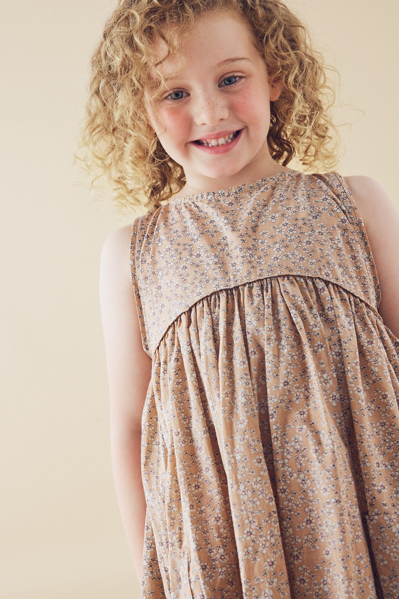 Swirl Dress in Wheat Wildflowers - printebebe.com