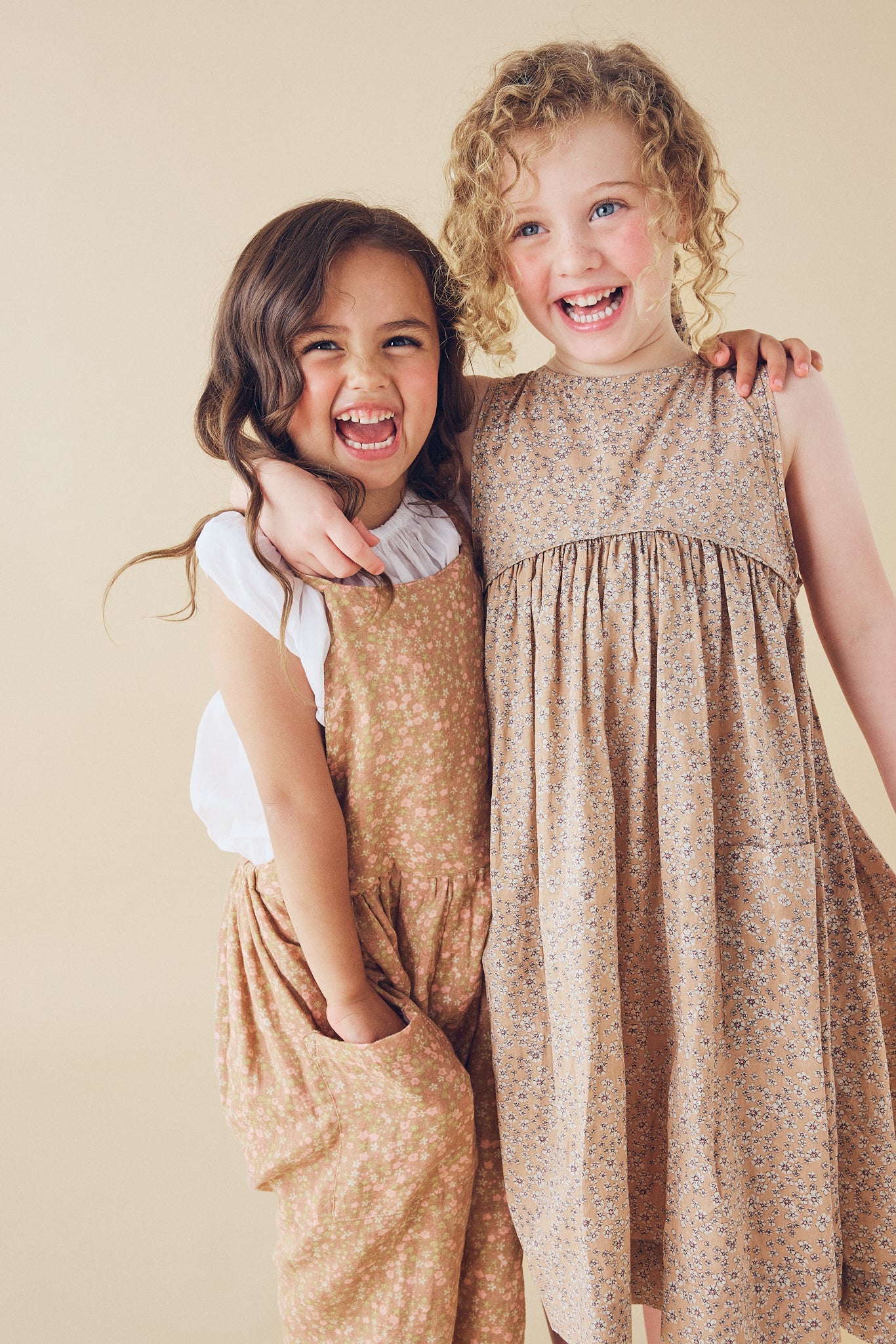 Swirl Dress in Wheat Wildflowers - printebebe.com