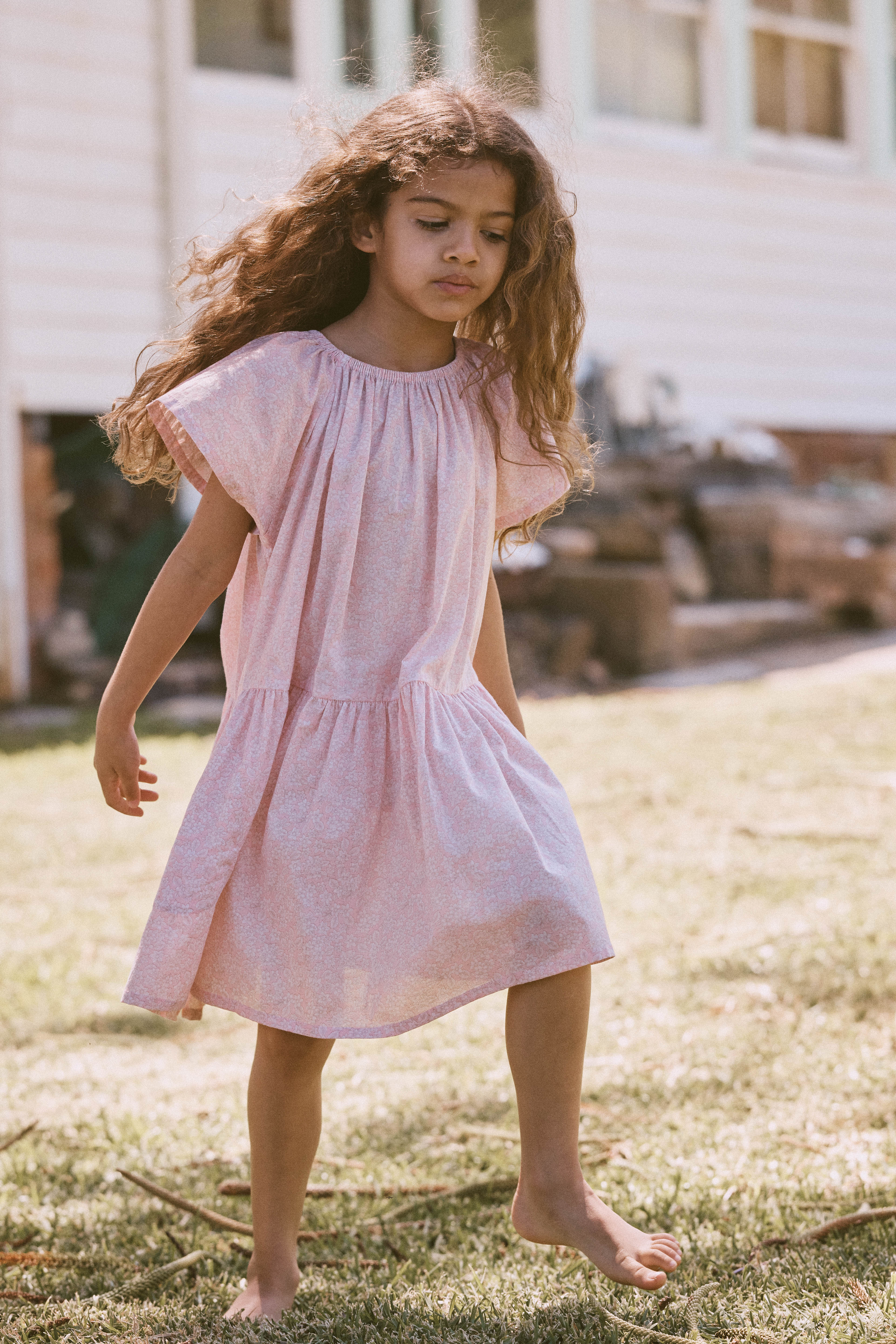 Flutter Dress in Petal Pink Field Flower - printebebe.com