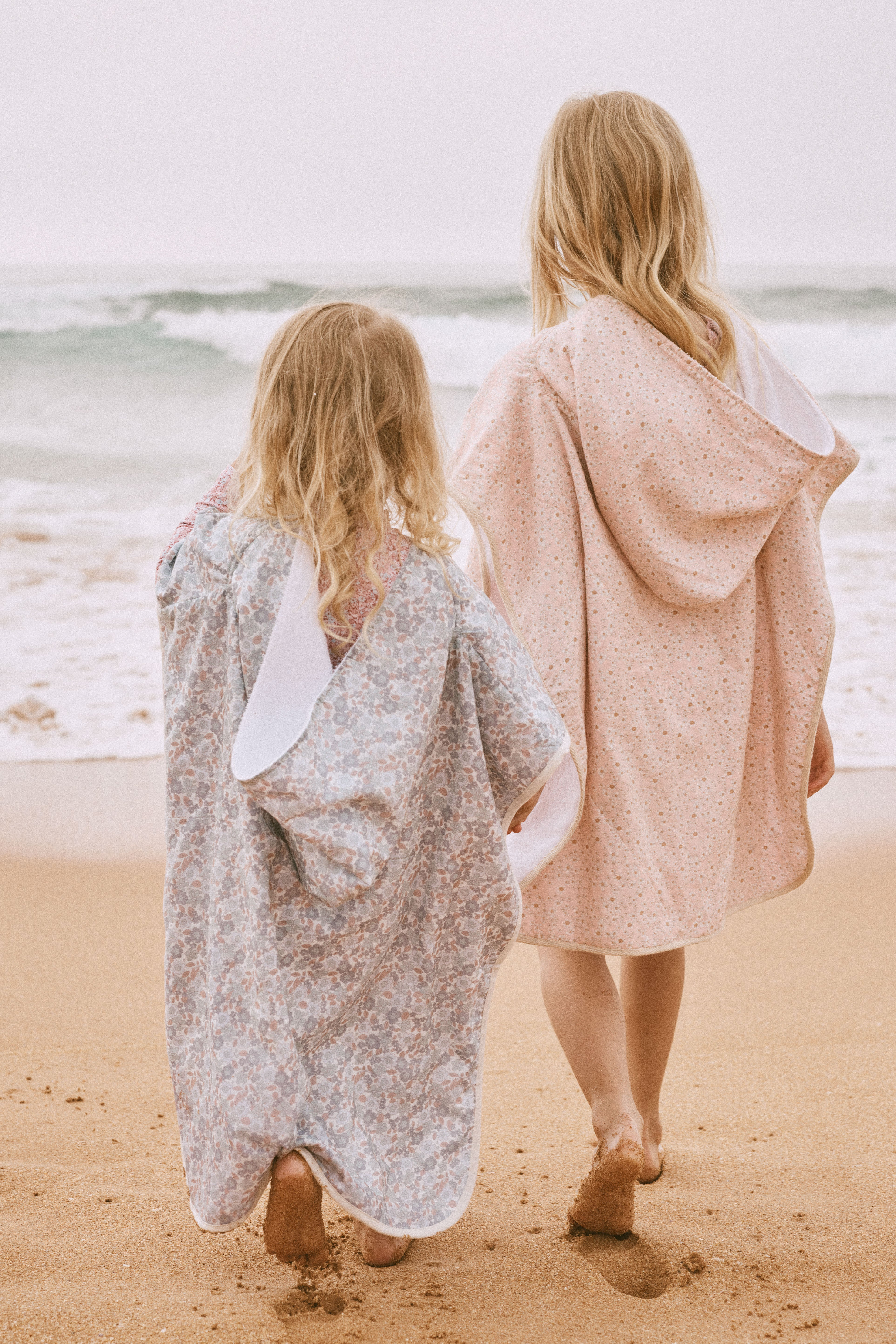 Hooded Beach Towel in Pretty Pink Wild Flower