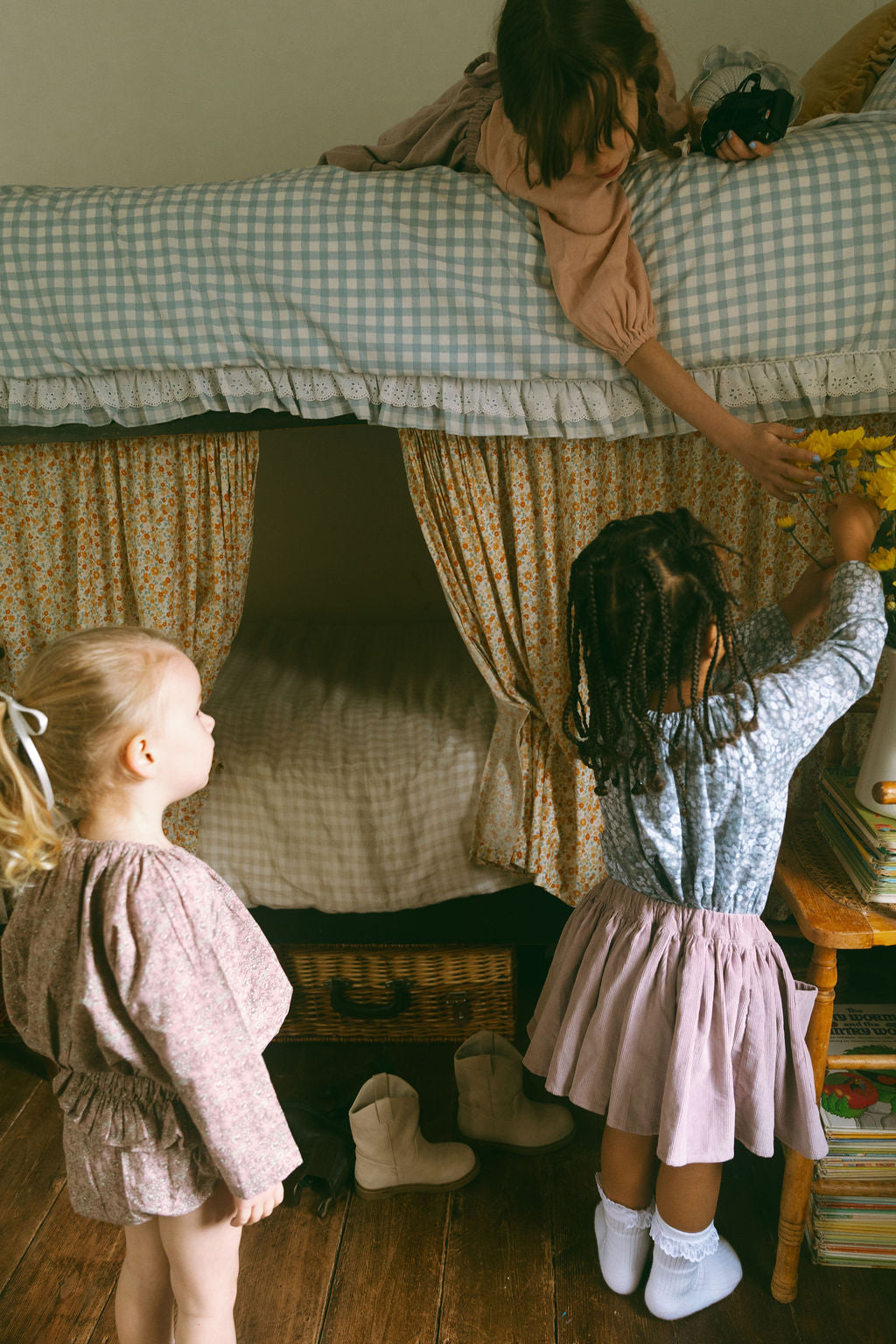 Frill Bloomers in Mulberry Forget Me Not - printebebe.com