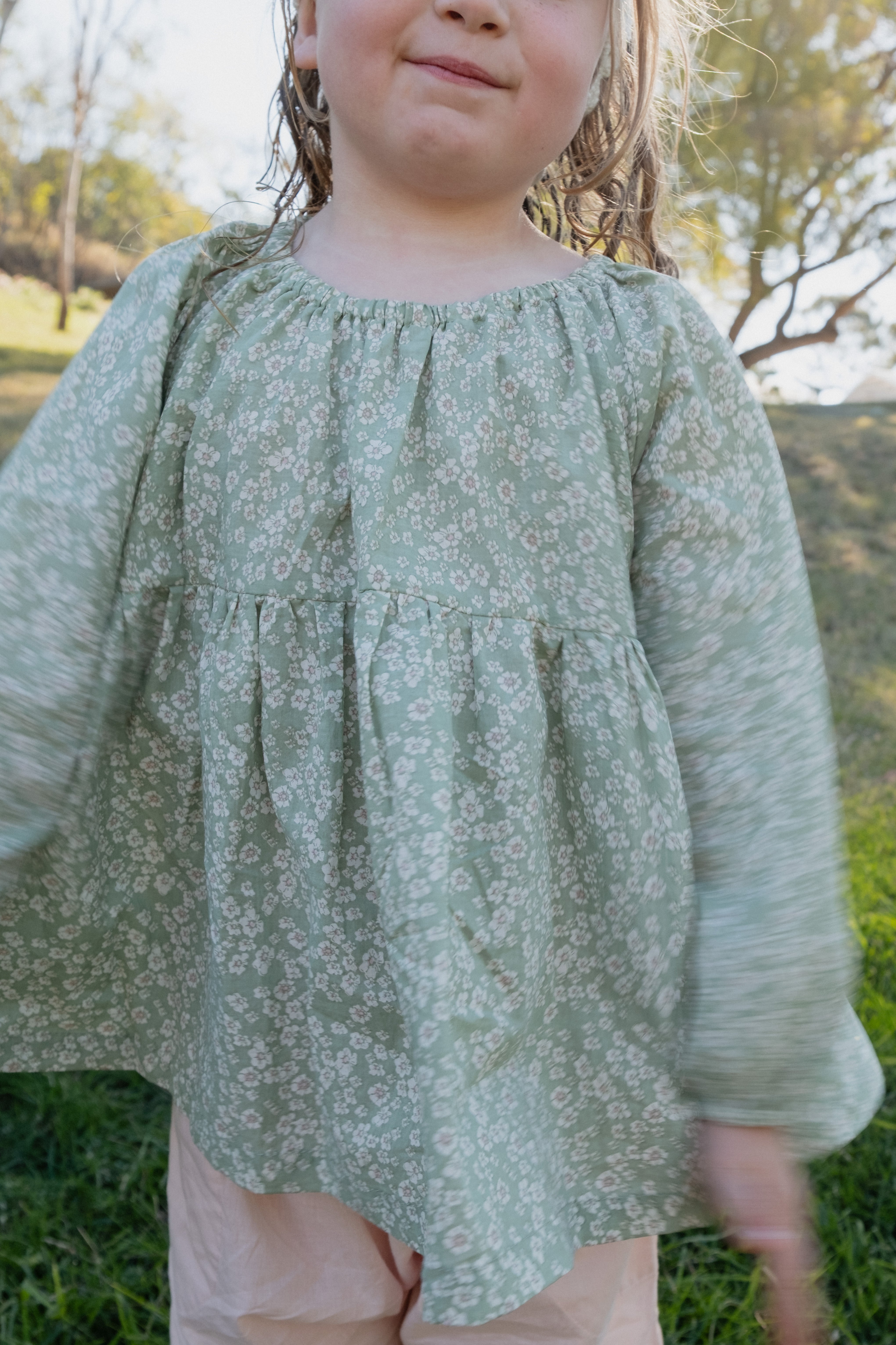 Oscar Smock Top in Mint Green Wild Flower