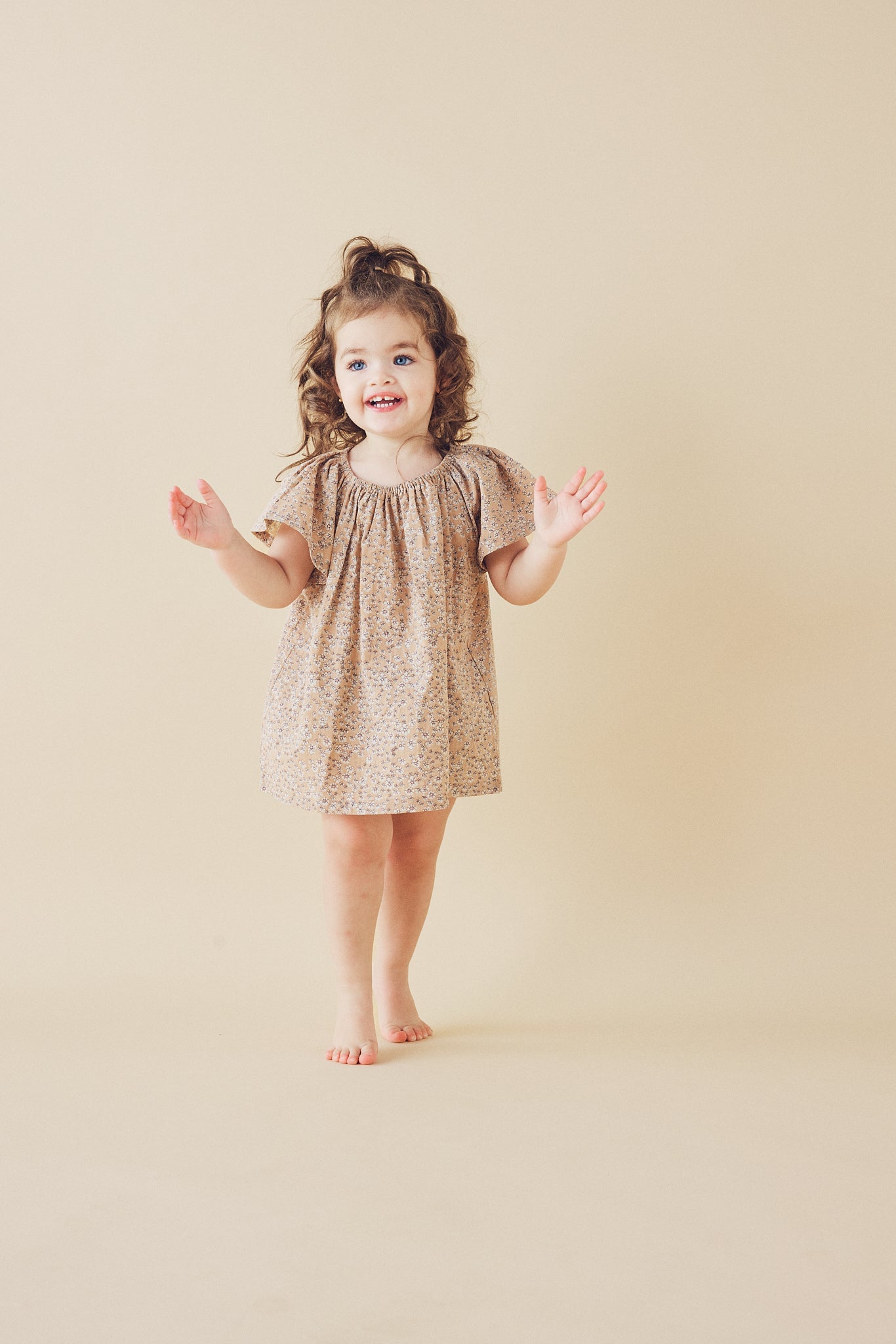 Butterfly Sleeve Top in Wheat Wildflowers - printebebe.com