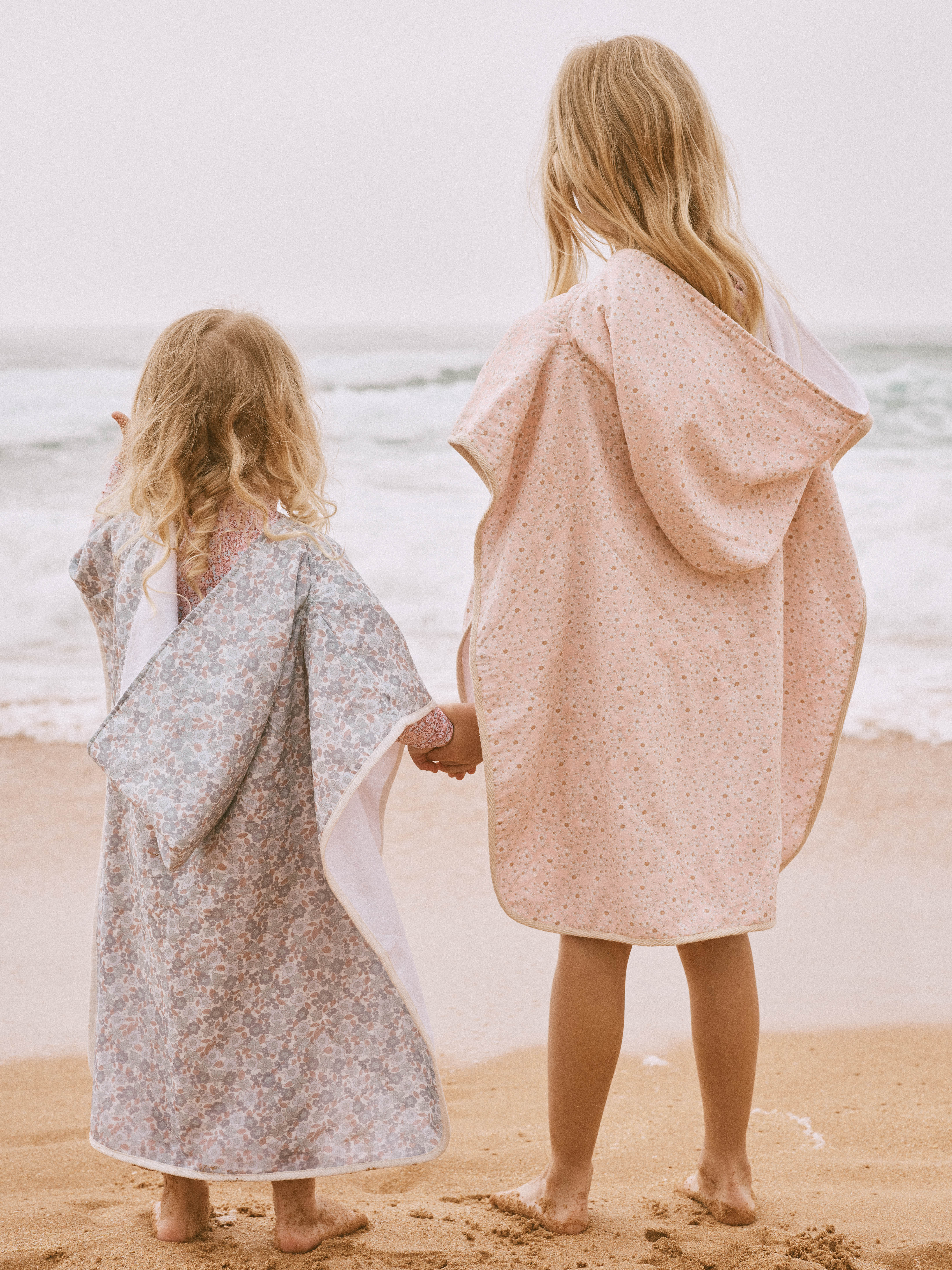 Hooded Beach Towel in Pretty Pink Wild Flower