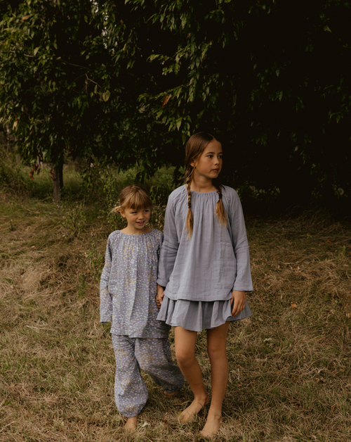 Super Soft Pocket Smock in Chambray Blue - printebebe.com