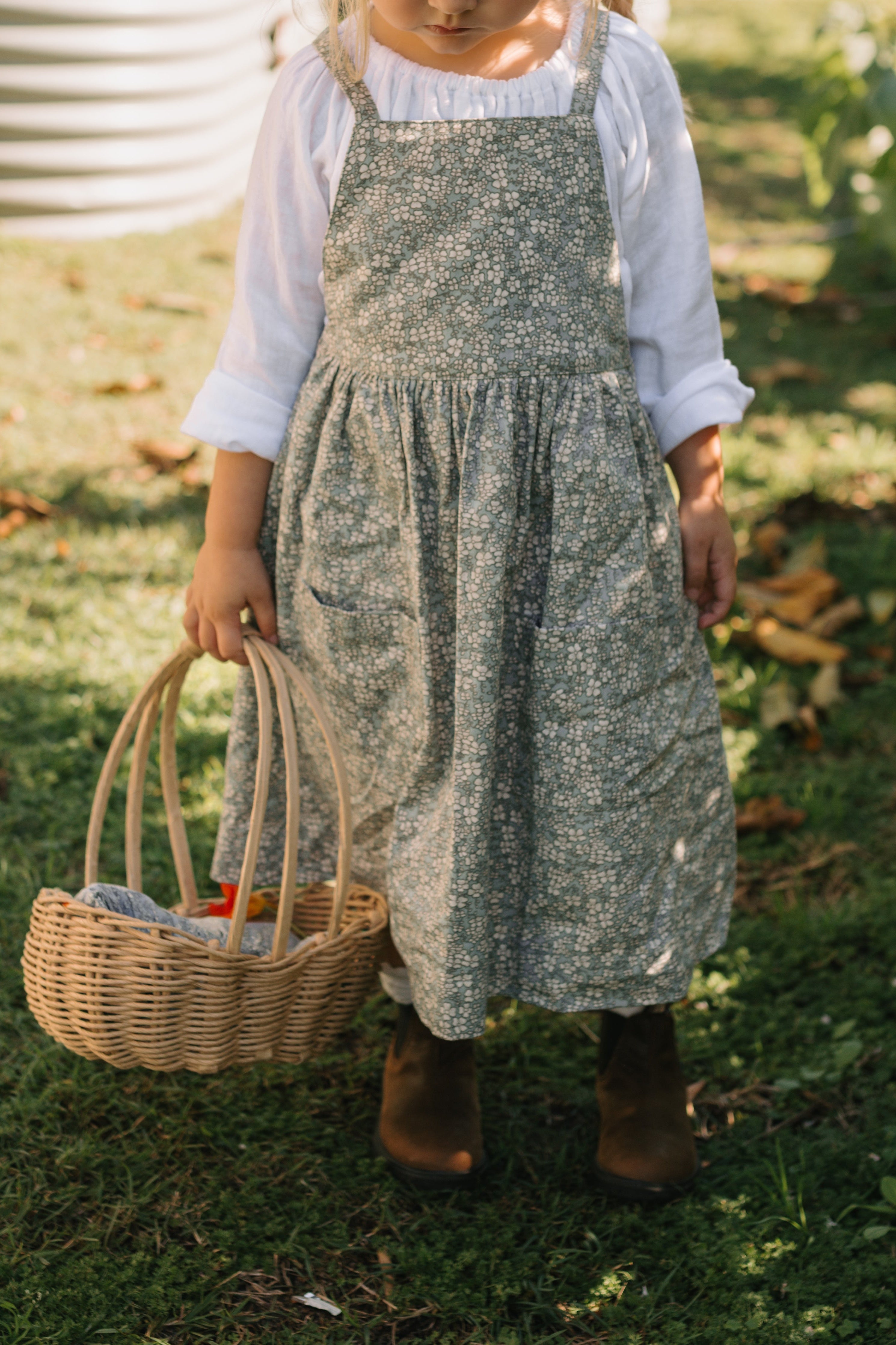 Holiday Dress in Twill Winter Daisy - printebebe.com