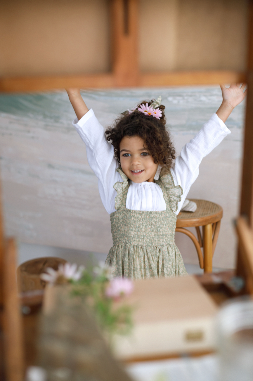 Pocket Smock in White - printebebe.com