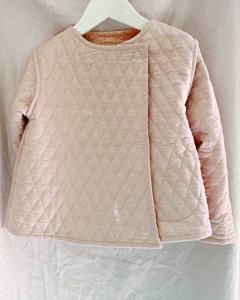 Quilted jacket in blushing pink winter daisy - printebebe.com